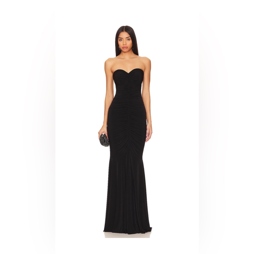 Strapless shirred fishtail gown